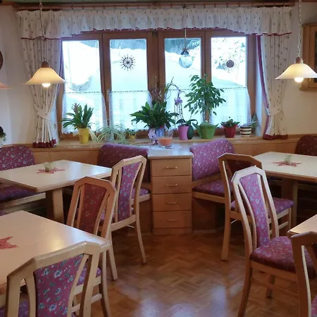 Bio-bauernhof Grundlehnerhof Ramsau am Dachstein