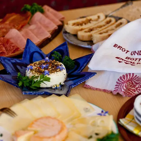 Bio-bauernhof Grundlehnerhof Landhaus *