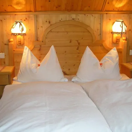 Country house Bio-bauernhof Grundlehnerhof Ramsau am Dachstein